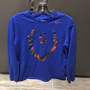 Boys Nike long sleeve t-shirt
